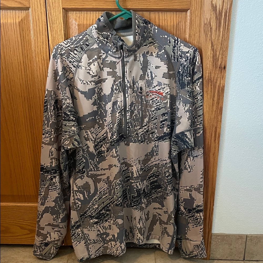 Sitka pullover